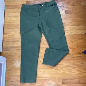 Jones New York Signature crop pants, green